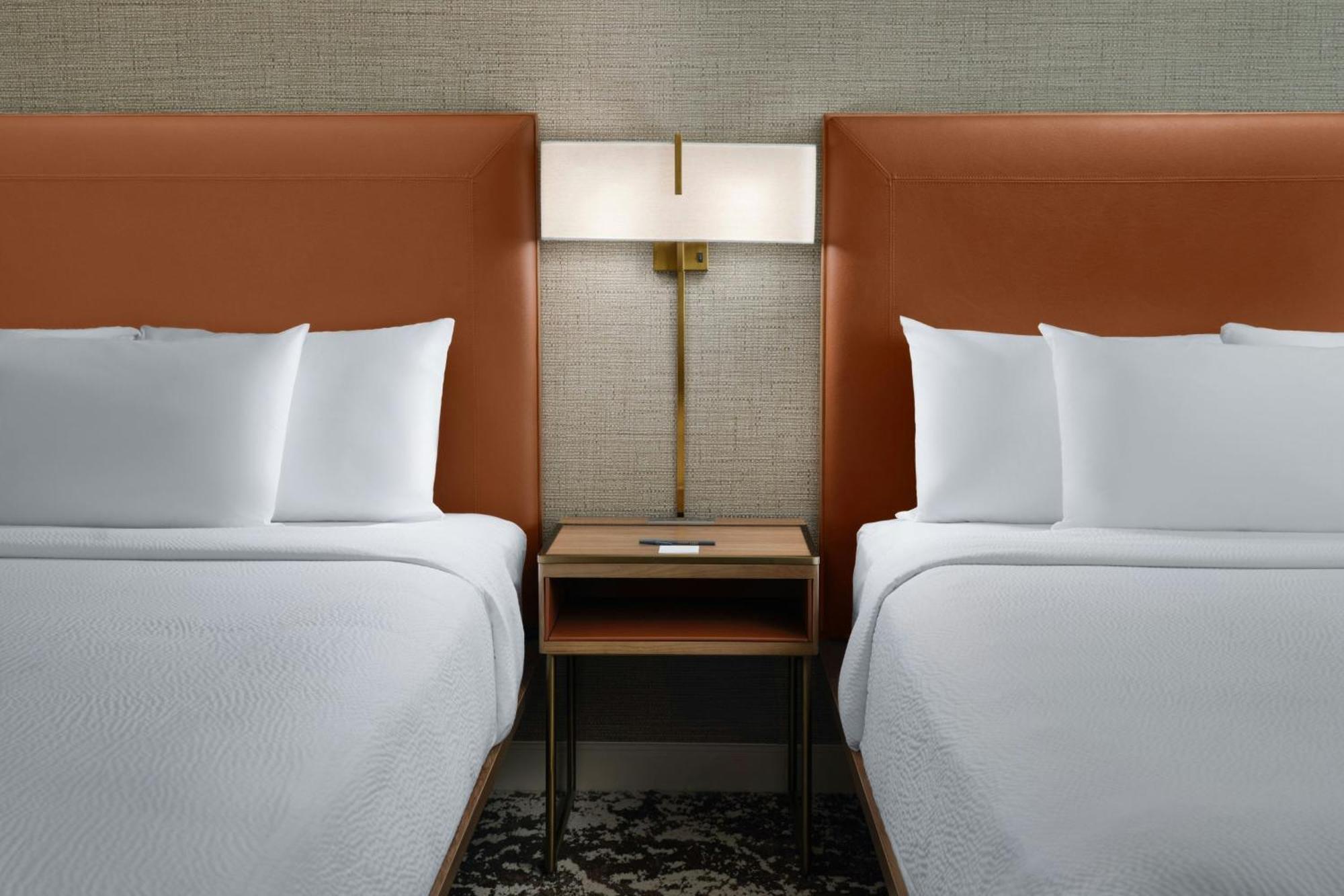 Courtyard By Marriott Los Angeles Pasadena Old Town Екстер'єр фото
