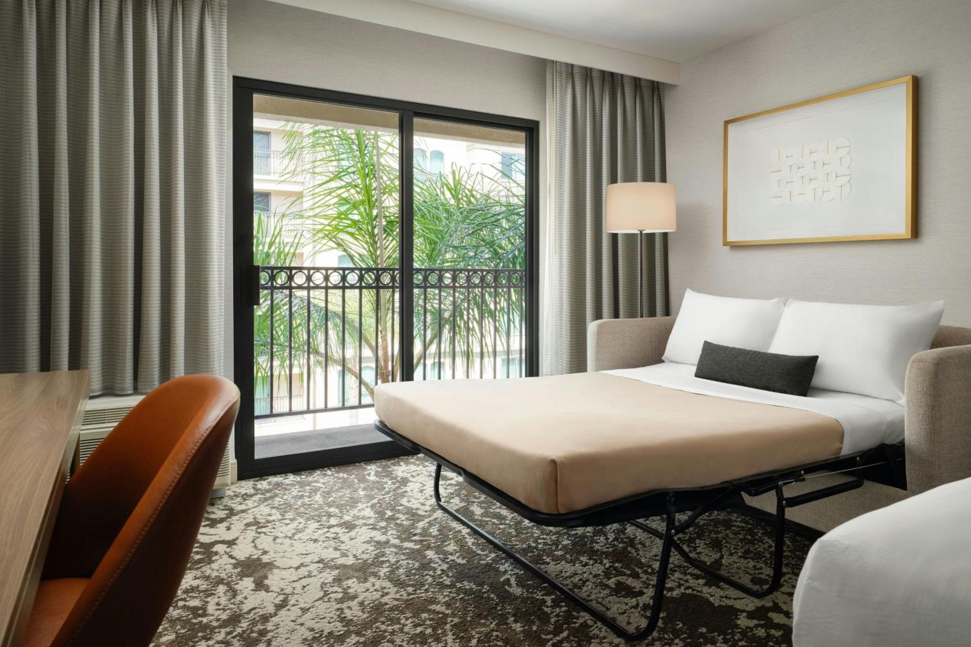 Courtyard By Marriott Los Angeles Pasadena Old Town Екстер'єр фото