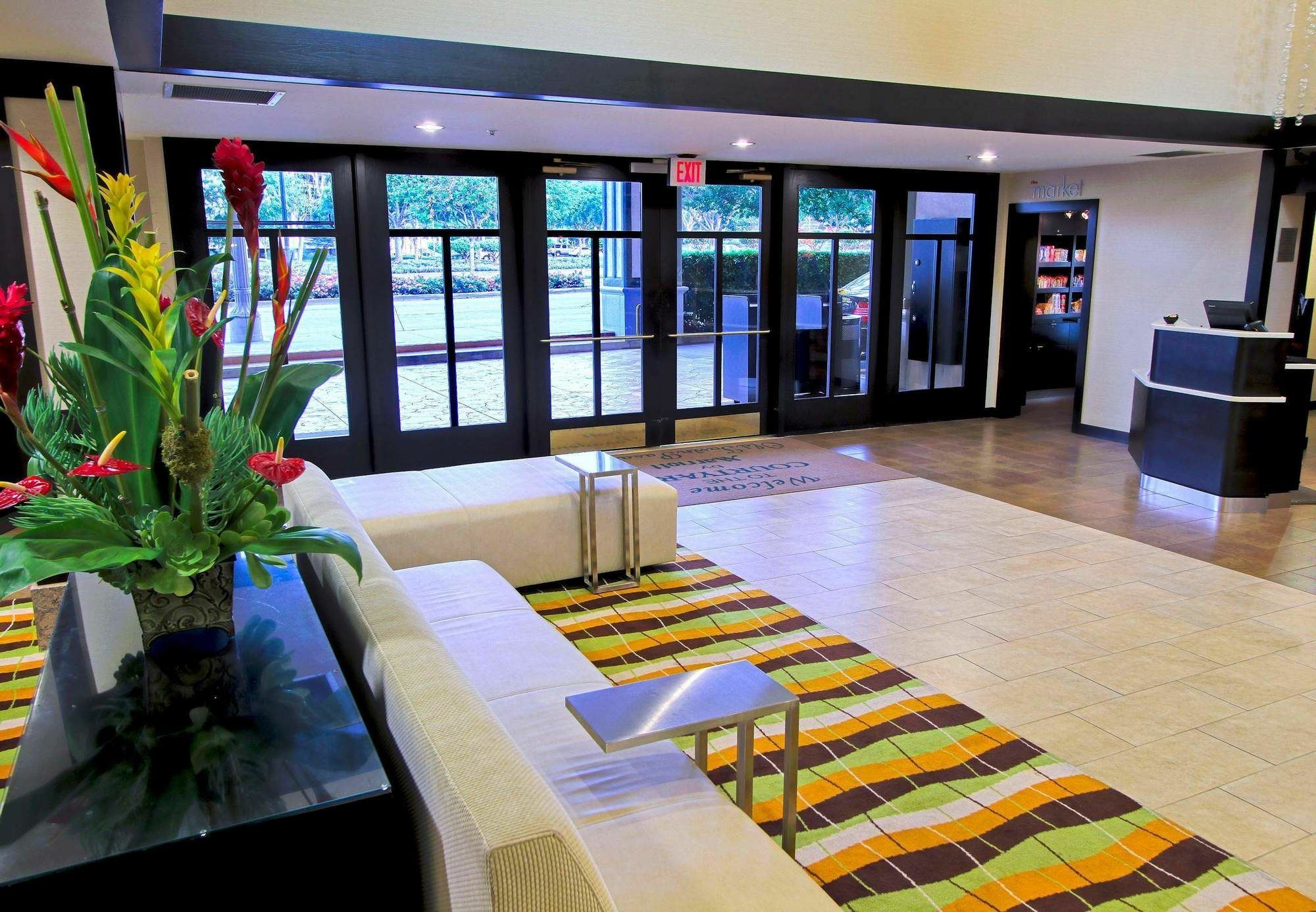 Courtyard By Marriott Los Angeles Pasadena Old Town Екстер'єр фото