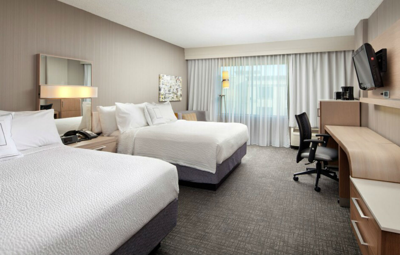Courtyard By Marriott Los Angeles Pasadena Old Town Екстер'єр фото